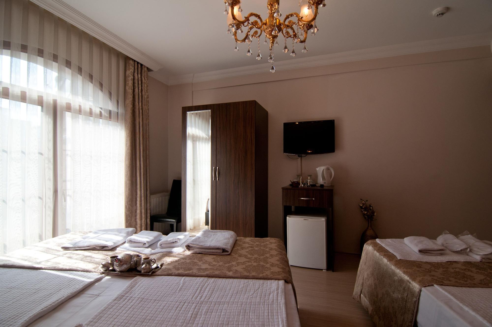 Magnificent Hotel Istanbul Exterior foto